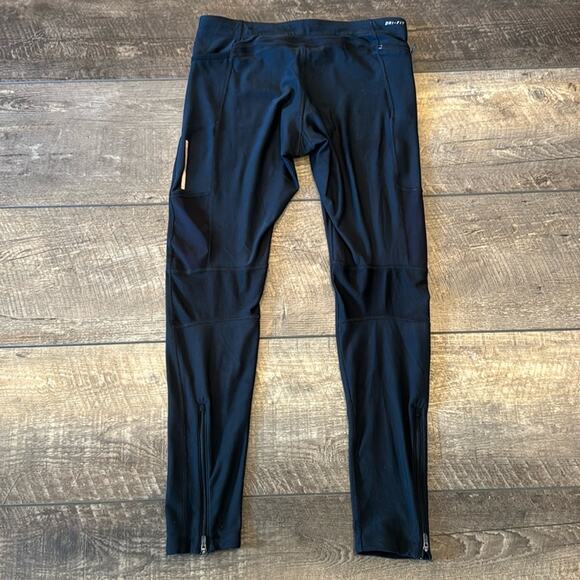 Bundle 3 Nike Women's Quarter Zip Top, Ankle Legging, Capris Legging Size M - Picture 8 of 16